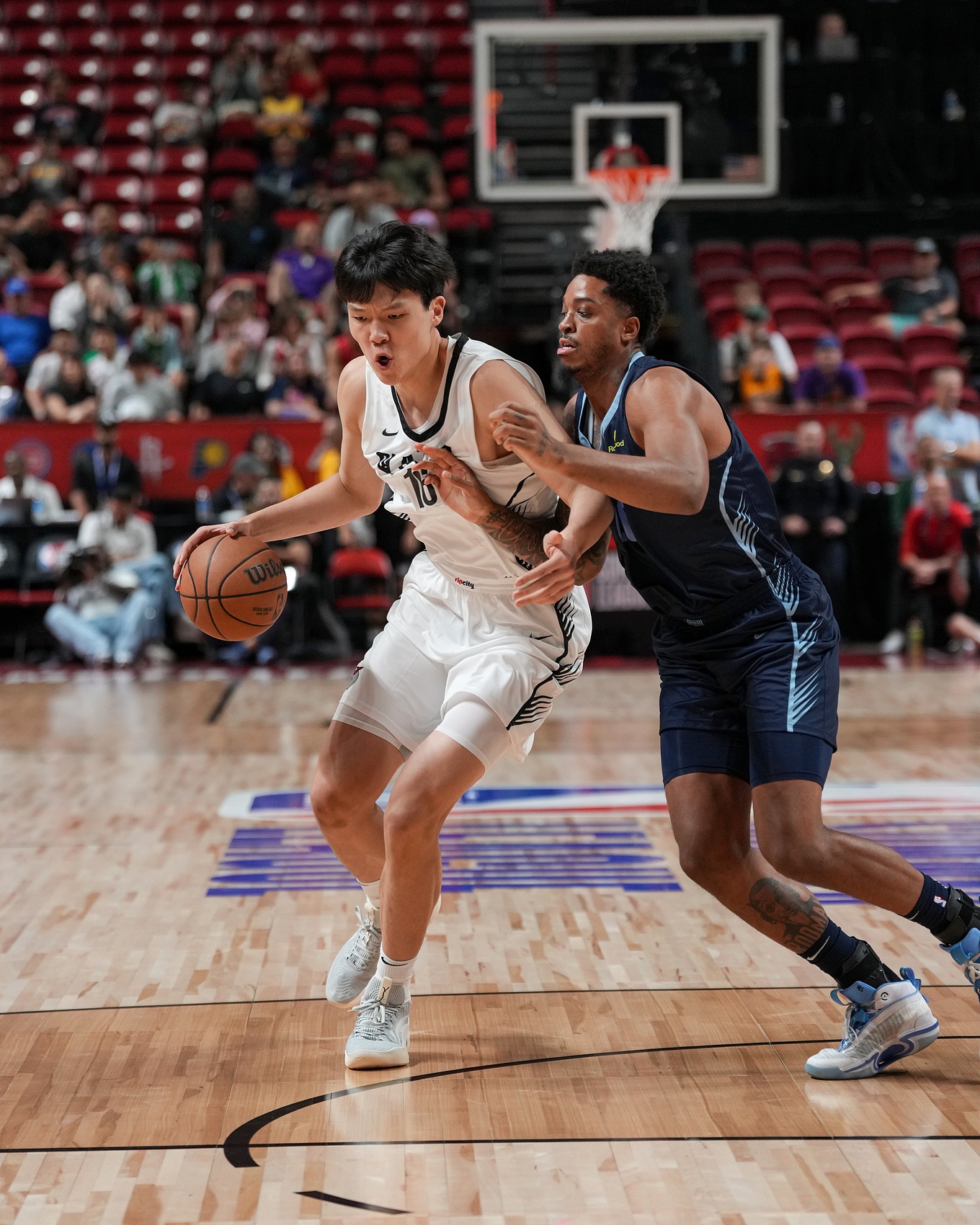 爱游戏（ayx）| 爱游戏体育官方网站 - AYX SPORTS-美媒分析：杨瀚森技术特点与申京、约基奇及小萨博尼斯存在共通之处