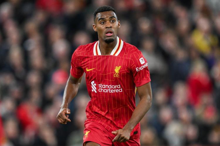 赫拉芬贝赫：很自豪入选年度最佳阵容 会竭尽全力争取再次夺冠